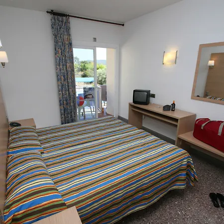 Ona Don Juan Hotel 4*